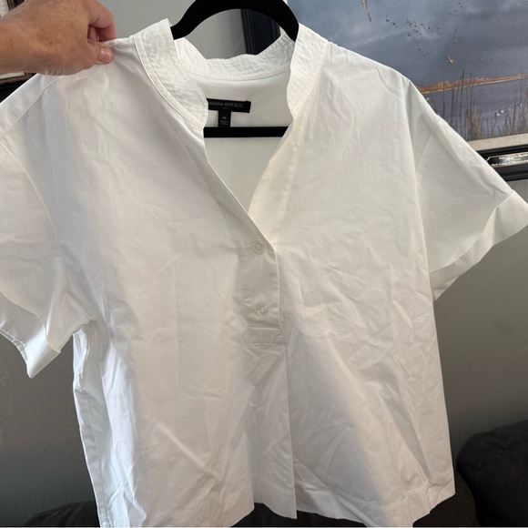Banana Republic cropped white cotton Button Down Shirt - Picture 2 of 5